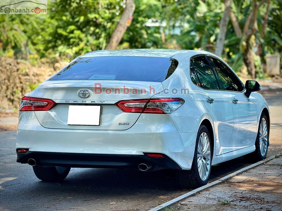 Bán ô tô Toyota Camry 2.5Q - 2021 - xe cũ