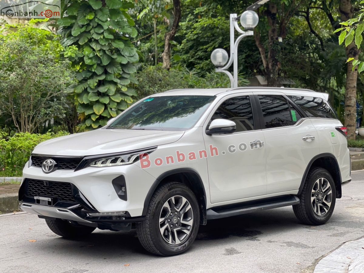 Bán ô tô Toyota Fortuner Legender 2.4L 4x2 AT - 2022 - xe cũ