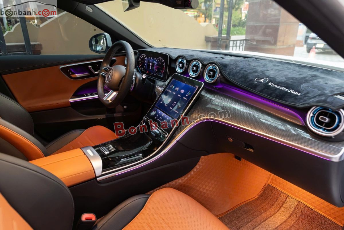 Bán ô tô Mercedes Benz C class C300 AMG - 2023 - xe cũ