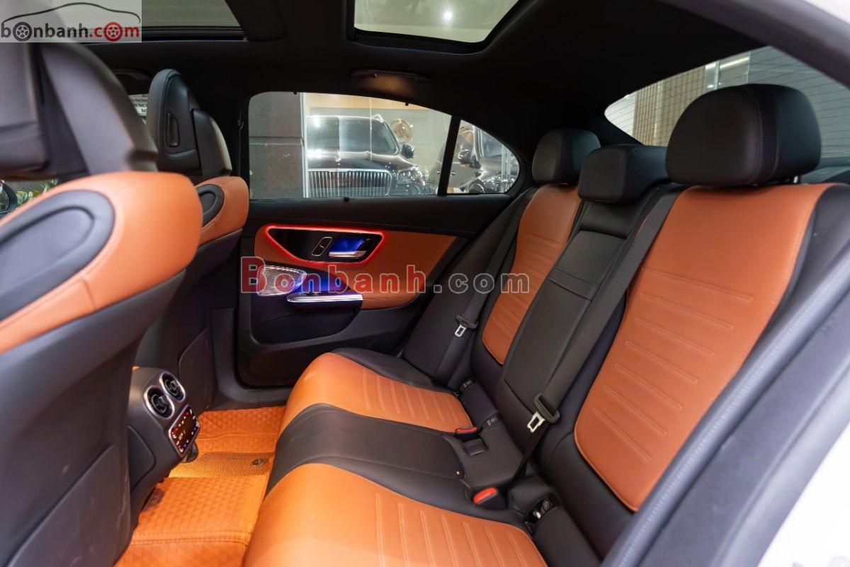 Bán ô tô Mercedes Benz C class C300 AMG - 2023 - xe cũ