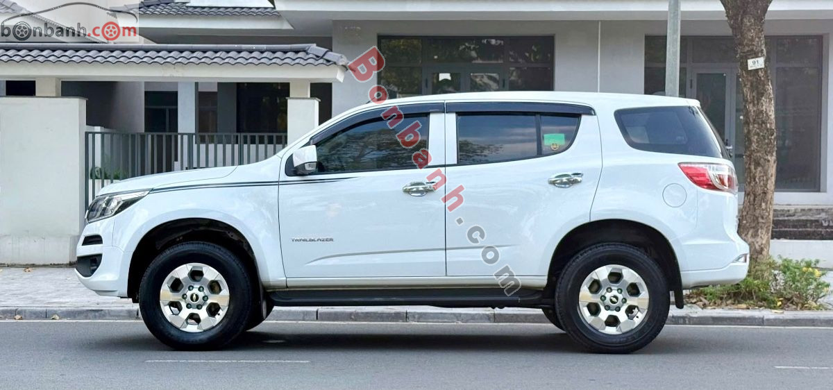 Bán ô tô Chevrolet Trailblazer LT 2.5L VGT 4x2 AT - 2018 - xe cũ
