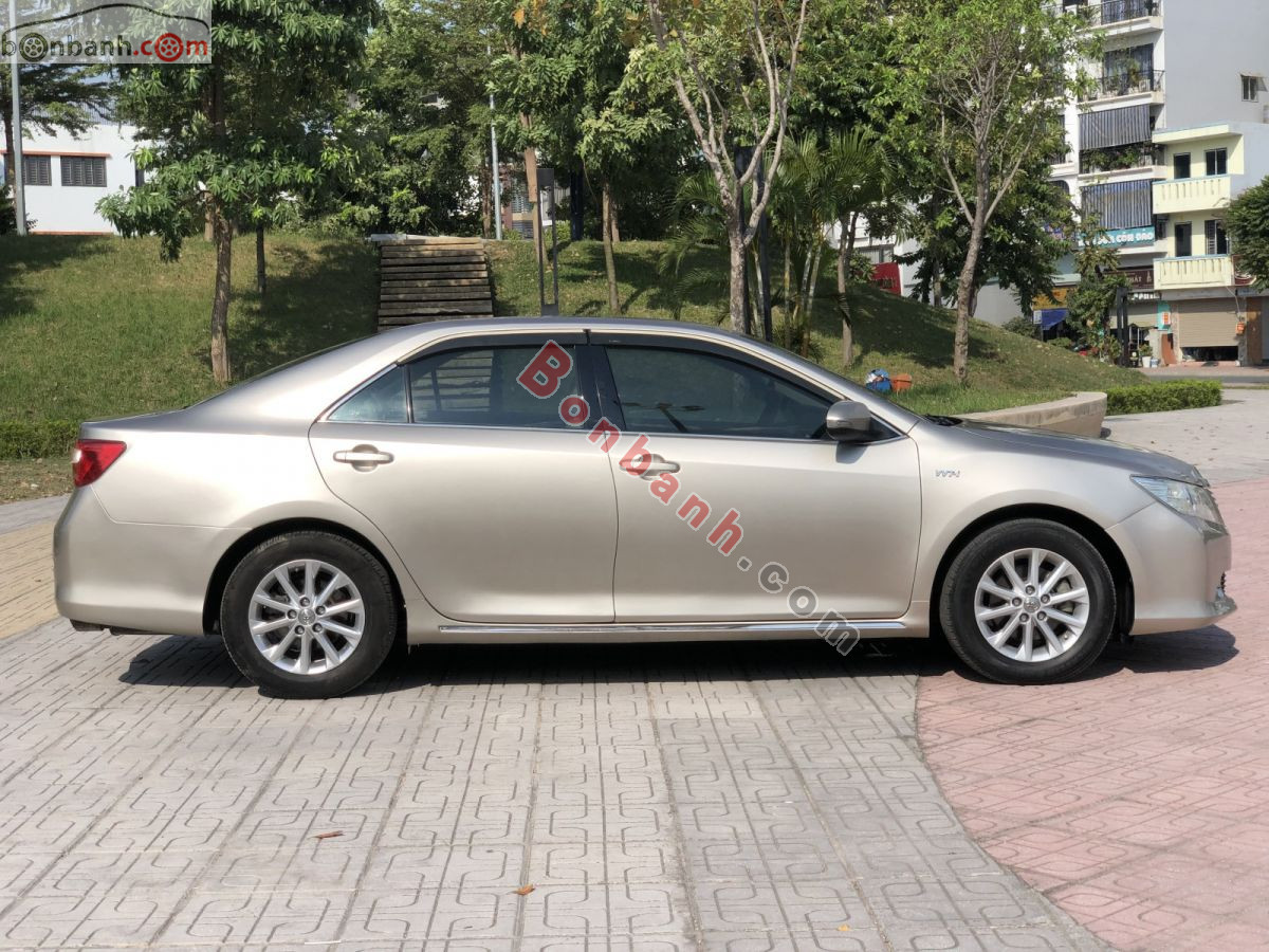 Bán ô tô Toyota Camry 2.0E - 2013 - xe cũ