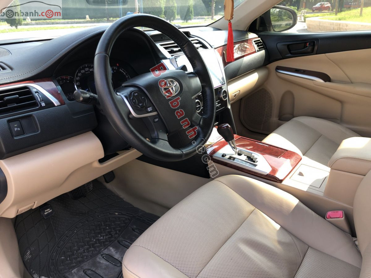 Bán ô tô Toyota Camry 2.0E - 2013 - xe cũ