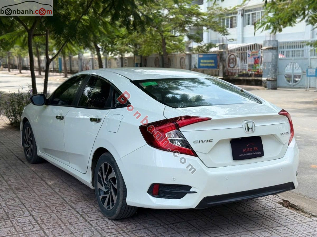 Bán ô tô Honda Civic 1.8 E - 2018 - xe cũ