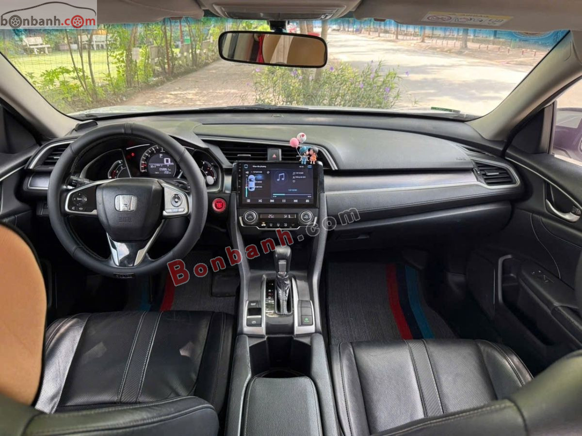 Bán ô tô Honda Civic 1.8 E - 2018 - xe cũ