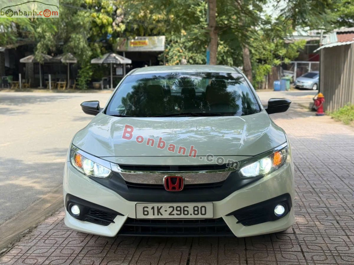 Bán ô tô Honda Civic 1.8 E - 2018 - xe cũ