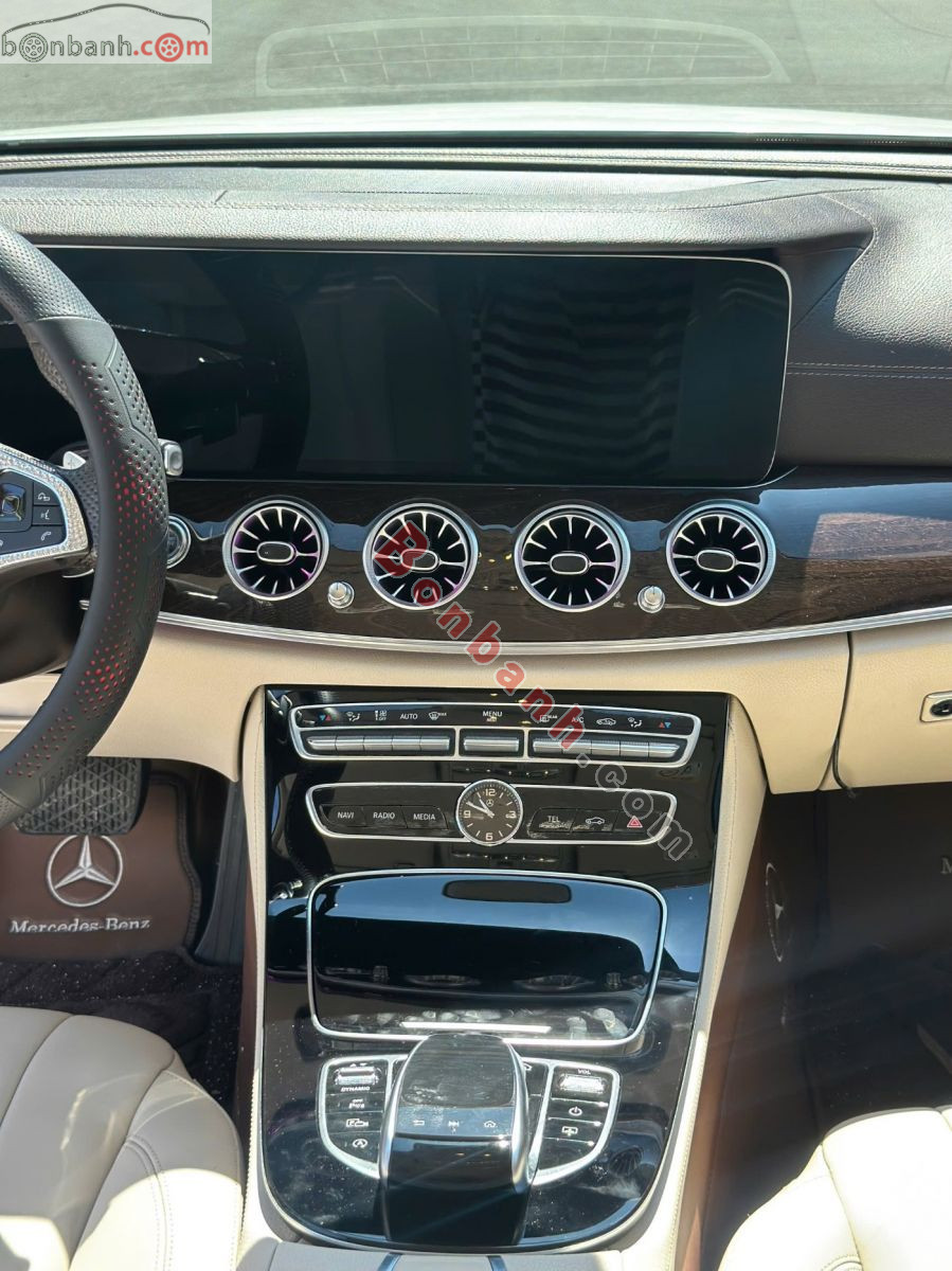 Bán ô tô Mercedes Benz E class E250 - 2017 - xe cũ