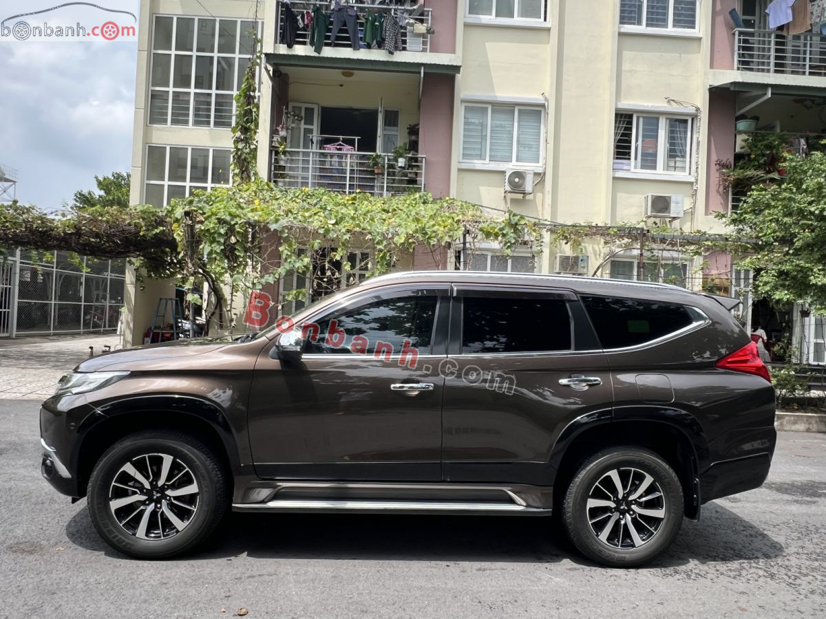 Bán ô tô Mitsubishi Pajero Sport 3.0G 4x2 AT - 2019 - xe cũ