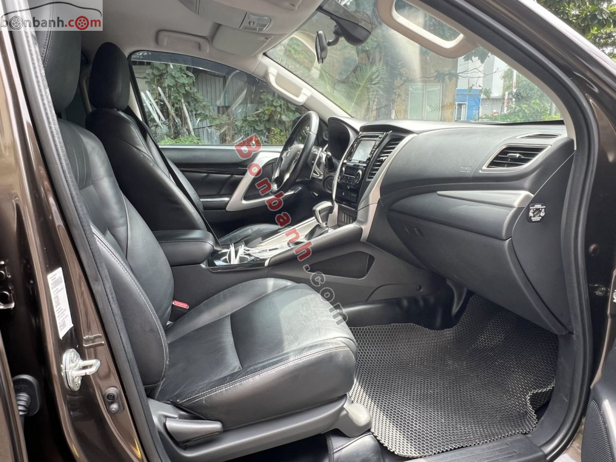 Bán ô tô Mitsubishi Pajero Sport 3.0G 4x2 AT - 2019 - xe cũ