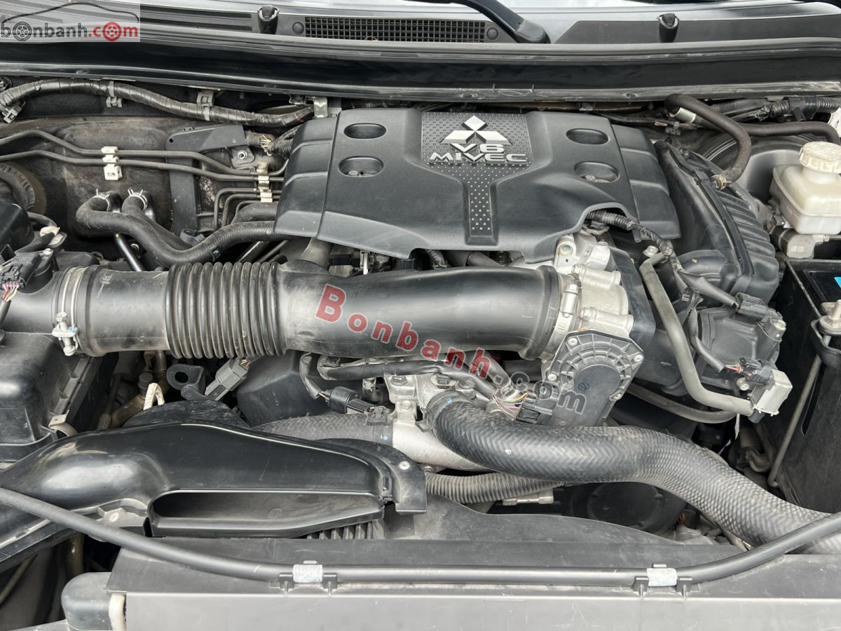 Bán ô tô Mitsubishi Pajero Sport 3.0G 4x2 AT - 2019 - xe cũ