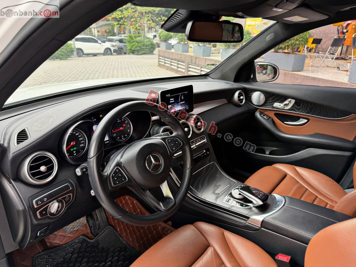 Bán ô tô Mercedes Benz GLC 300 4Matic - 2018 - xe cũ