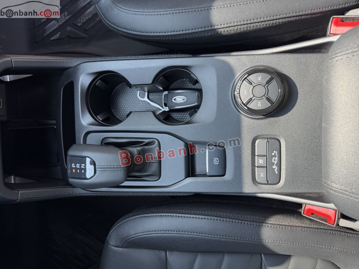 Bán ô tô Ford Everest Titanium Plus 2.0L 4x4 AT - 2026 - xe cũ