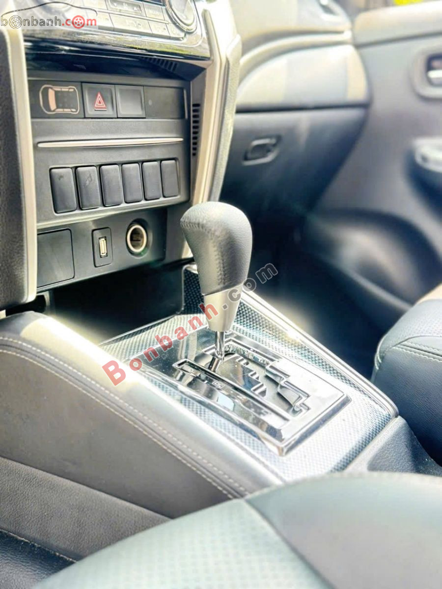 Bán ô tô Mitsubishi Triton 4x2 AT Mivec Premium - 2021 - xe cũ