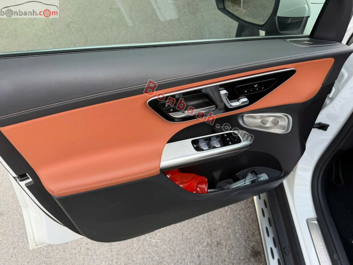 Bán ô tô Mercedes Benz GLC 300 4Matic - 2025 - xe cũ