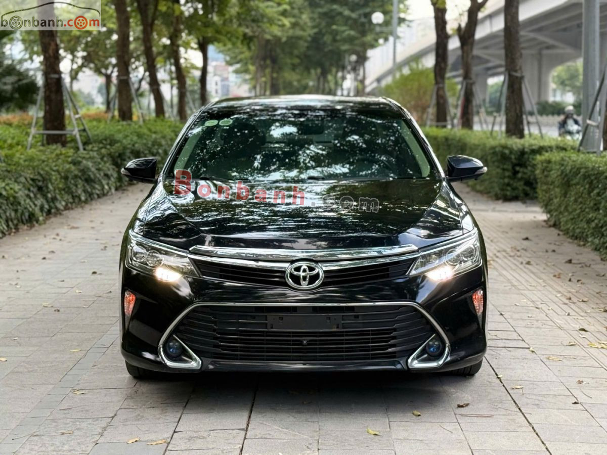 Bán ô tô Toyota Camry 2.0E - 2018 - xe cũ