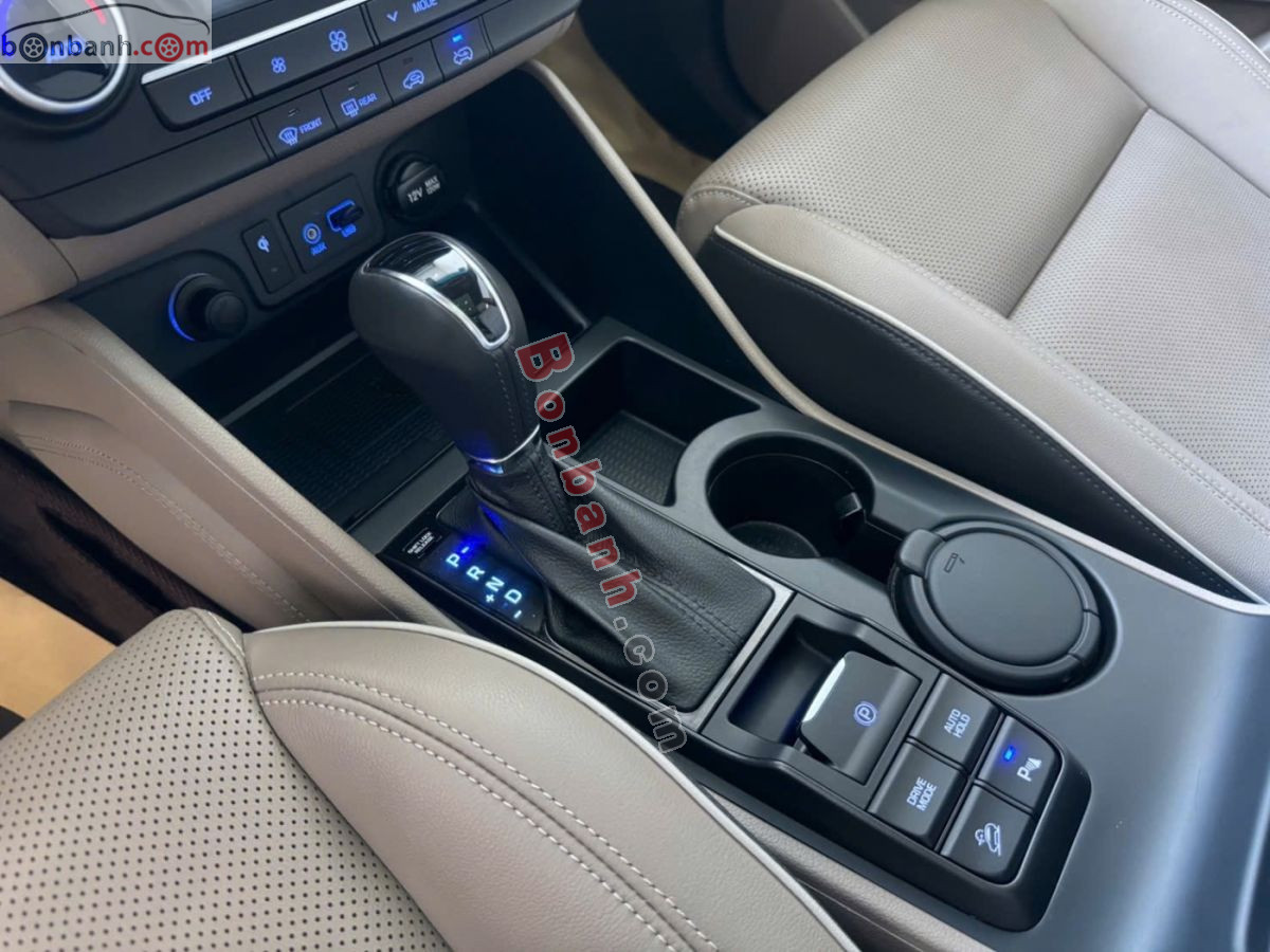 Bán ô tô Hyundai Tucson 1.6 AT Turbo - 2020 - xe cũ