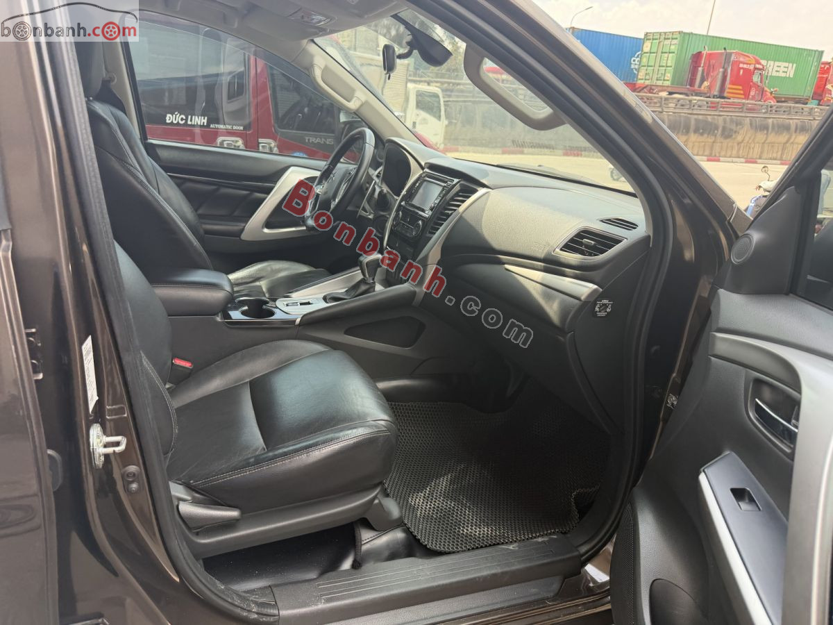 Bán ô tô Mitsubishi Pajero Sport 3.0G 4x2 AT - 2019 - xe cũ