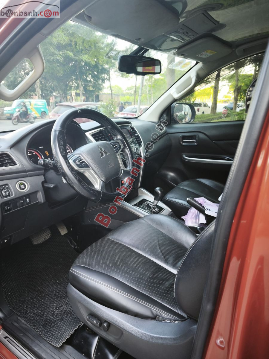 Bán ô tô Mitsubishi Triton 4x4 AT Mivec - 2019 - xe cũ