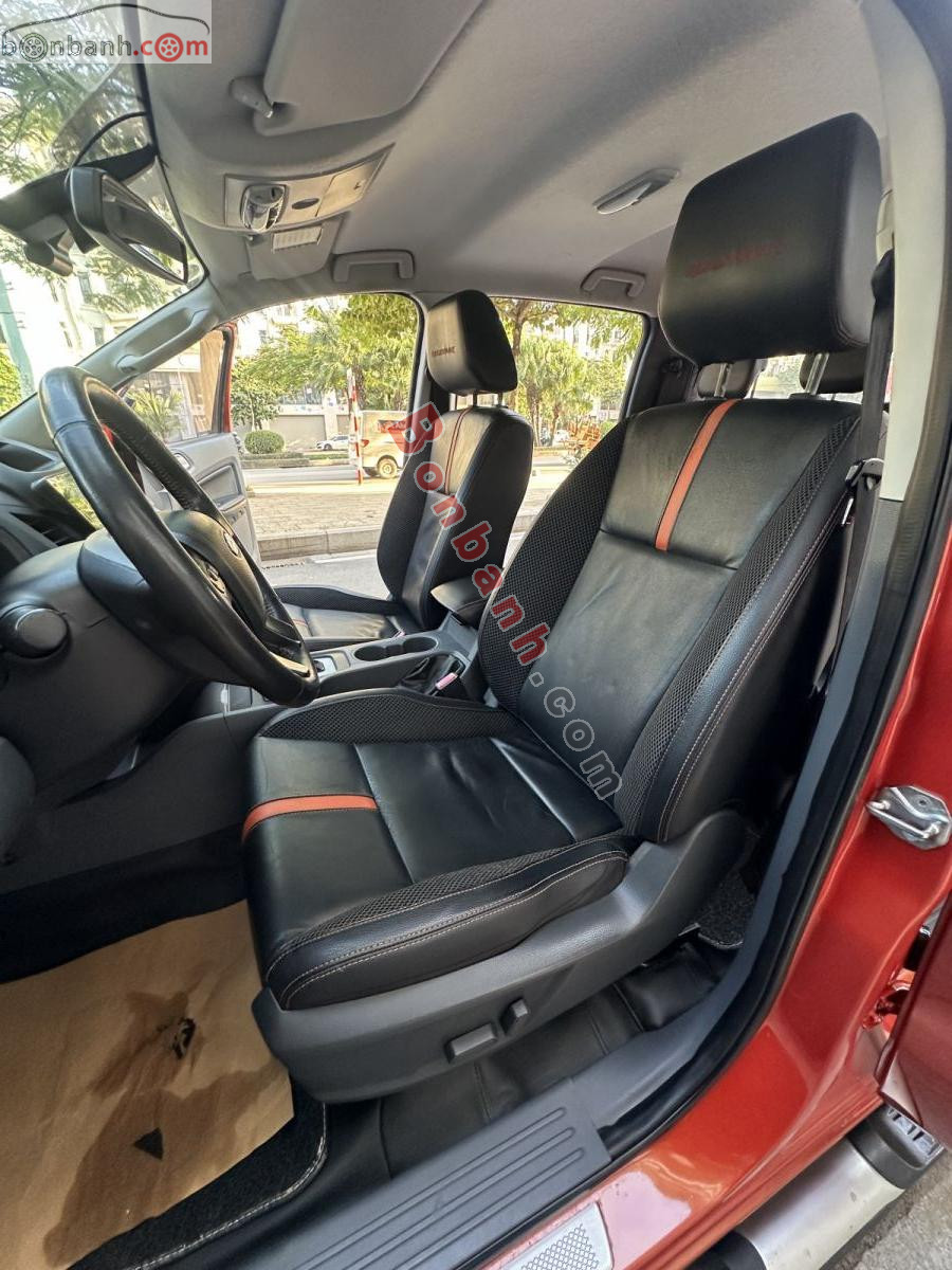 Bán ô tô Ford Ranger Wildtrak 3.2L 4x4 AT - 2015 - xe cũ