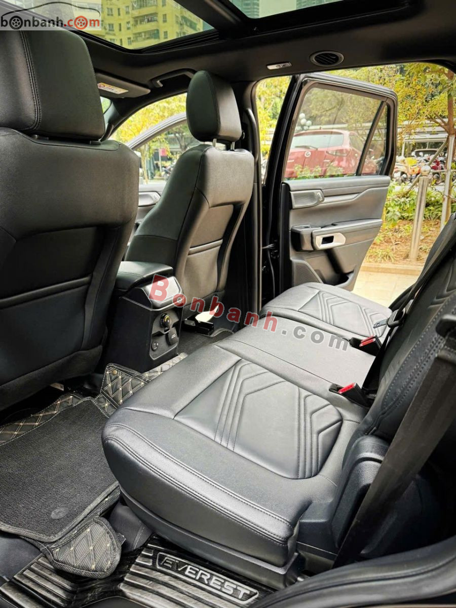 Bán ô tô Ford Everest Titanium 2.0L 4x2 AT - 2022 - xe cũ