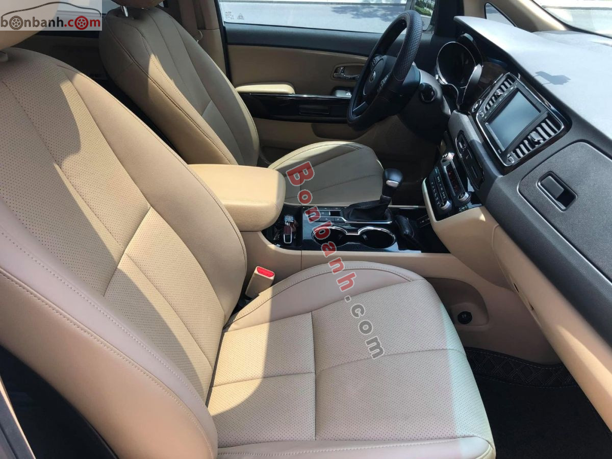 Bán ô tô Kia Sedona 3.3 GAT Signature - 2020 - xe cũ