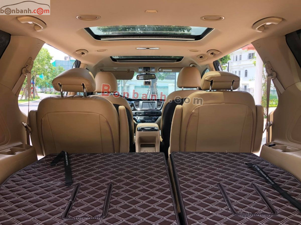 Bán ô tô Kia Sedona 3.3 GAT Signature - 2020 - xe cũ