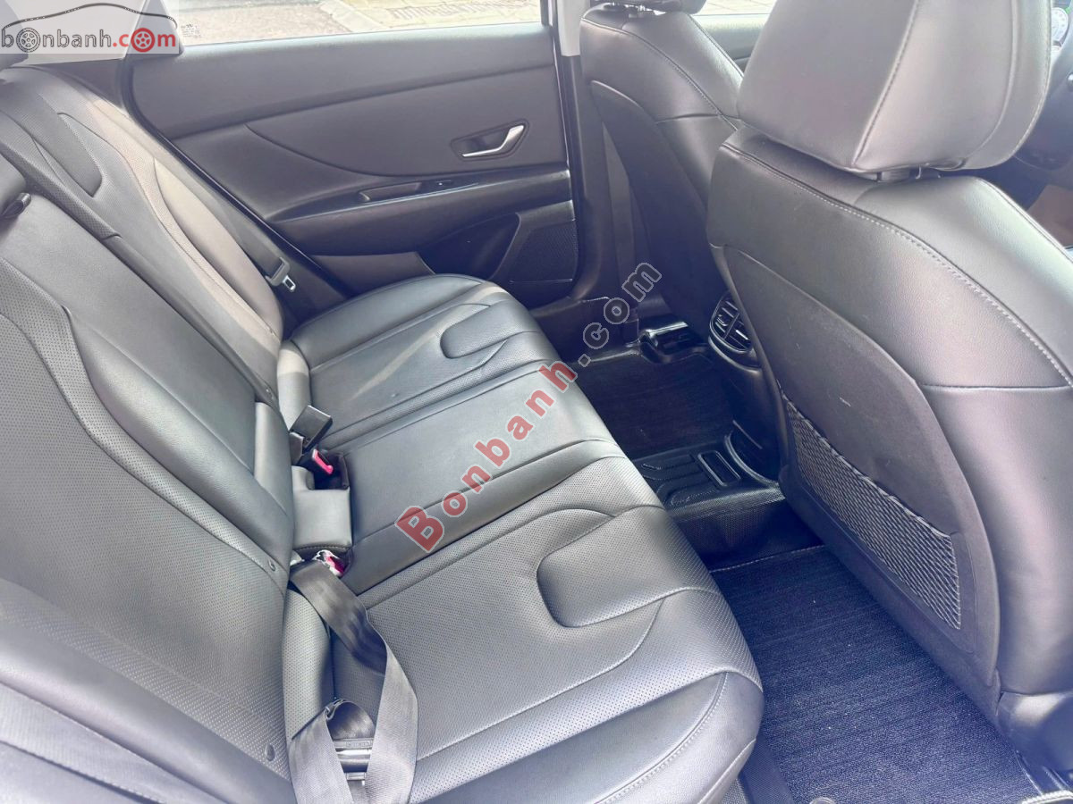 Bán ô tô Hyundai Elantra 2.0 AT - 2022 - xe cũ