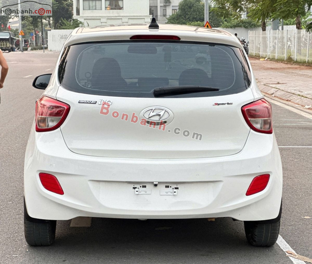 Bán ô tô Hyundai i10 Grand 1.0 AT - 2014 - xe cũ
