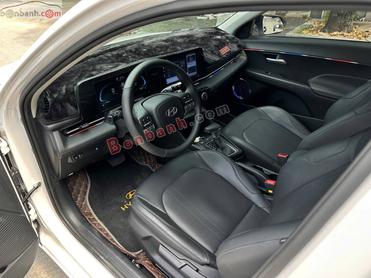 Bán ô tô Hyundai Accent Đặc biệt 1.5 AT - 2024 - xe cũ