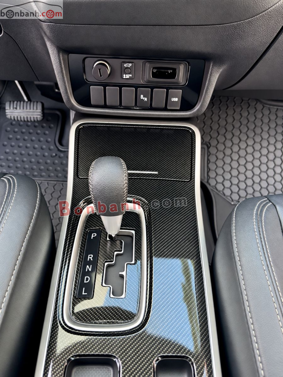 Bán ô tô Mitsubishi Outlander Premium 2.0 CVT - 2021 - xe cũ