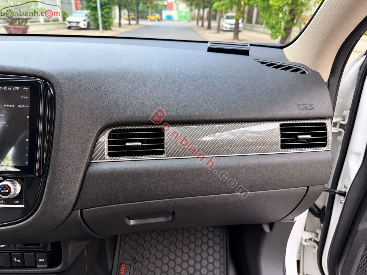 Bán ô tô Mitsubishi Outlander Premium 2.0 CVT - 2021 - xe cũ