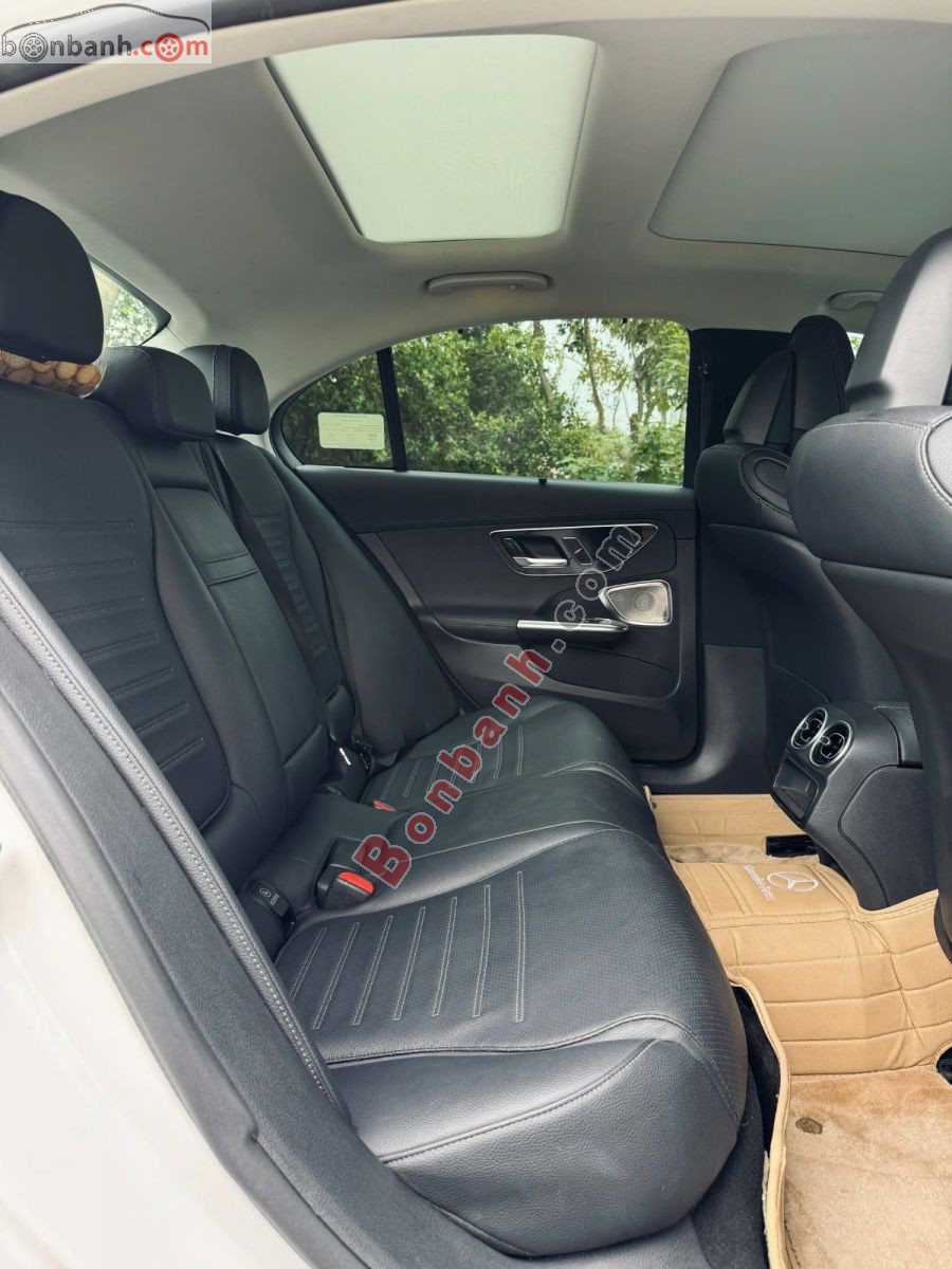 Bán ô tô Mercedes Benz C class C300 AMG - 2023 - xe cũ