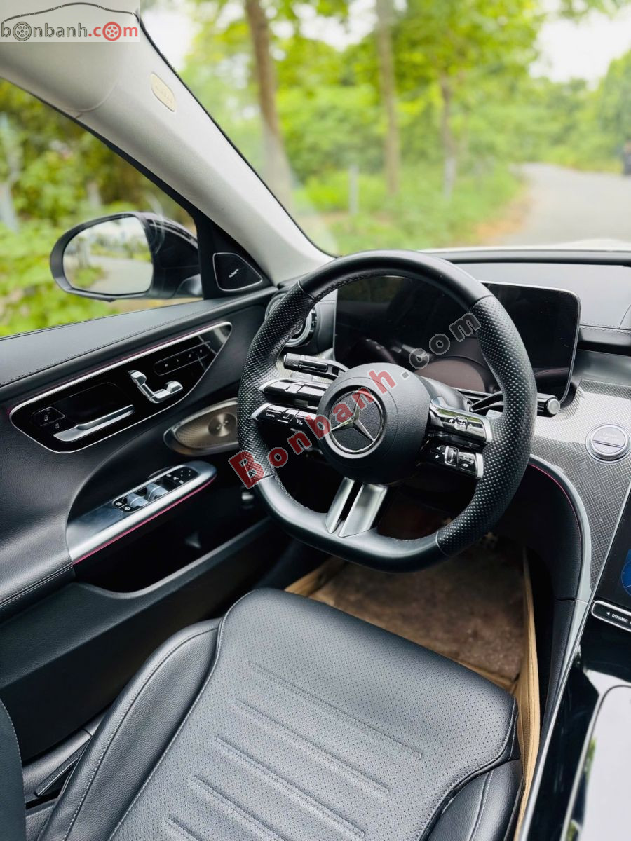 Bán ô tô Mercedes Benz C class C300 AMG - 2023 - xe cũ