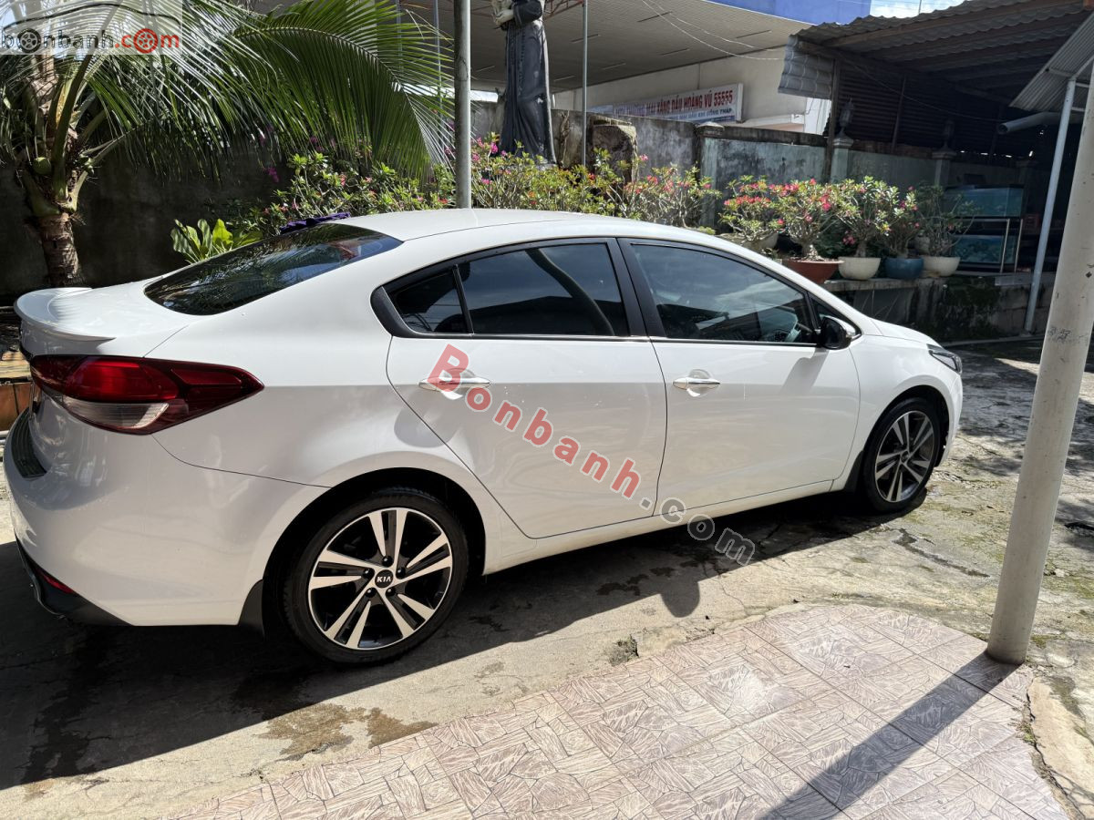 Bán ô tô Kia Cerato 1.6 MT - 2017 - xe cũ