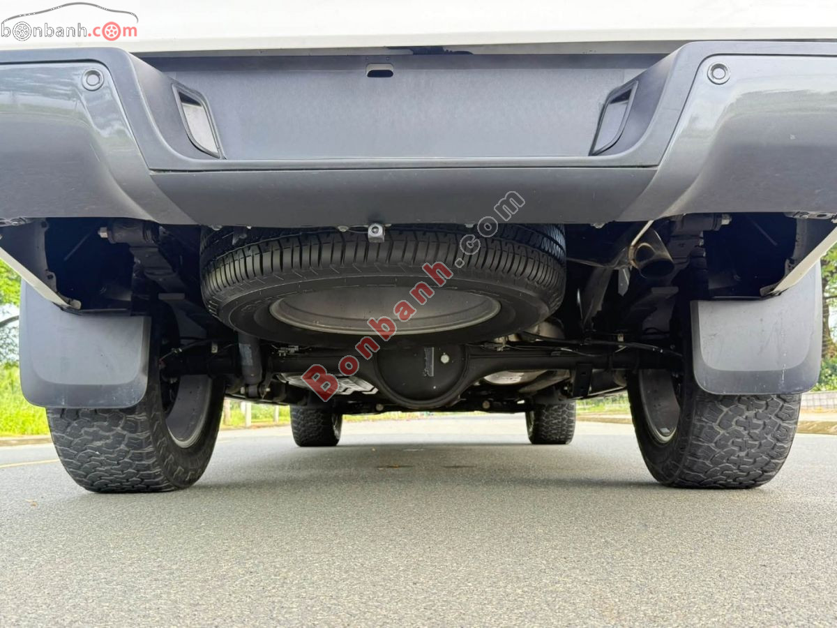 Bán ô tô Ford Ranger Wildtrak 3.2L 4x4 AT - 2016 - xe cũ