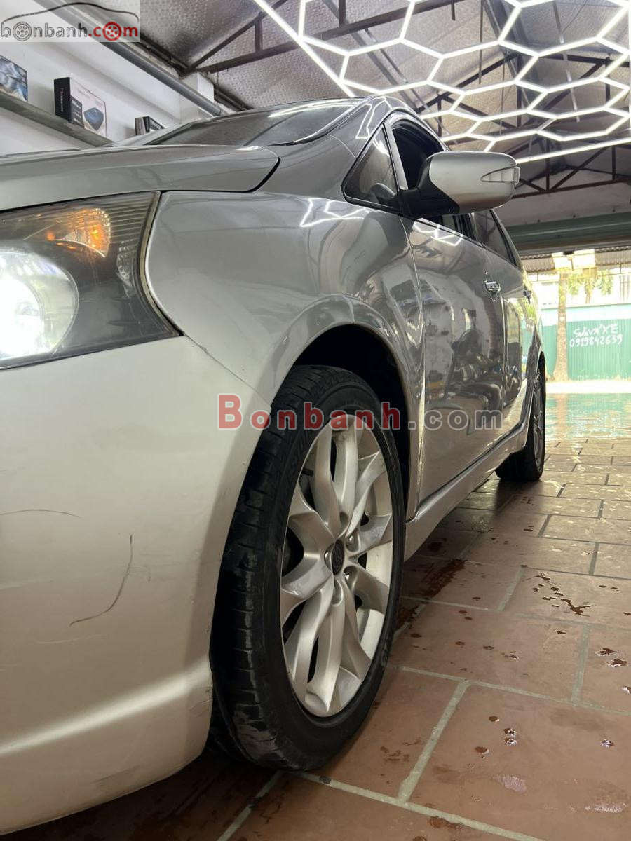 Bán ô tô Mitsubishi Grandis 2.4 AT - 2005 - xe cũ