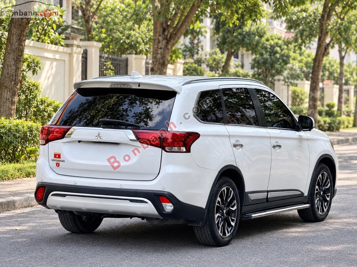 Bán ô tô Mitsubishi Outlander Premium 2.0 CVT - 2024 - xe cũ