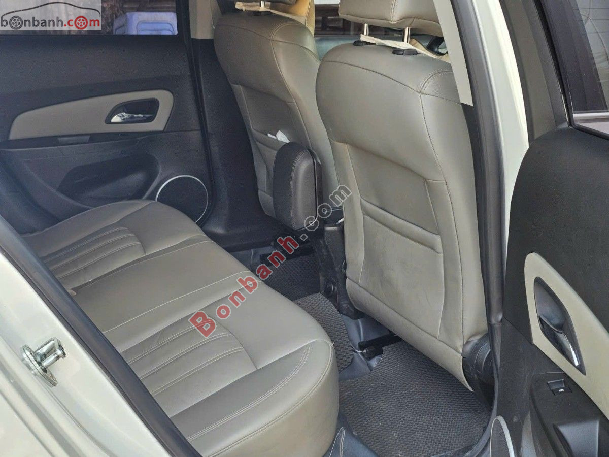 Bán ô tô Chevrolet Cruze LTZ 1.8 AT - 2015 - xe cũ