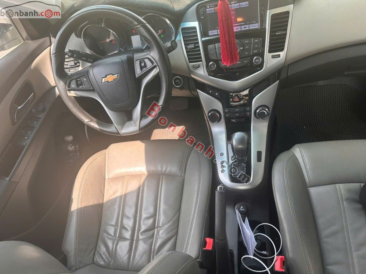 Bán ô tô Chevrolet Cruze LTZ 1.8 AT - 2015 - xe cũ