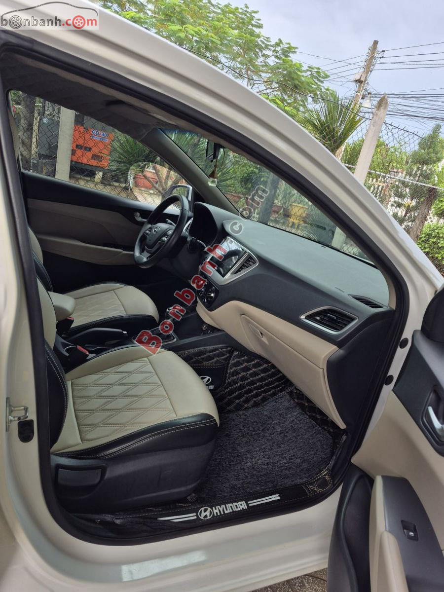 Bán ô tô Hyundai Accent 1.4 AT - 2019 - xe cũ