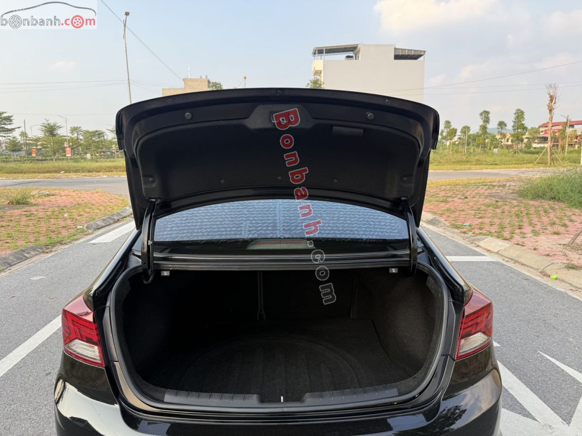Bán ô tô Hyundai Elantra 1.6 AT - 2019 - xe cũ