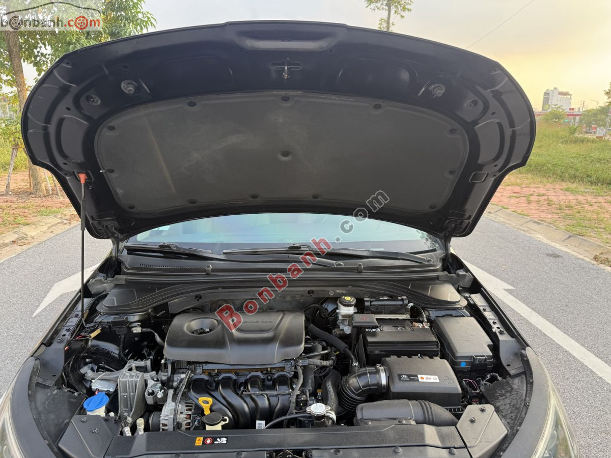 Bán ô tô Hyundai Elantra 1.6 AT - 2019 - xe cũ