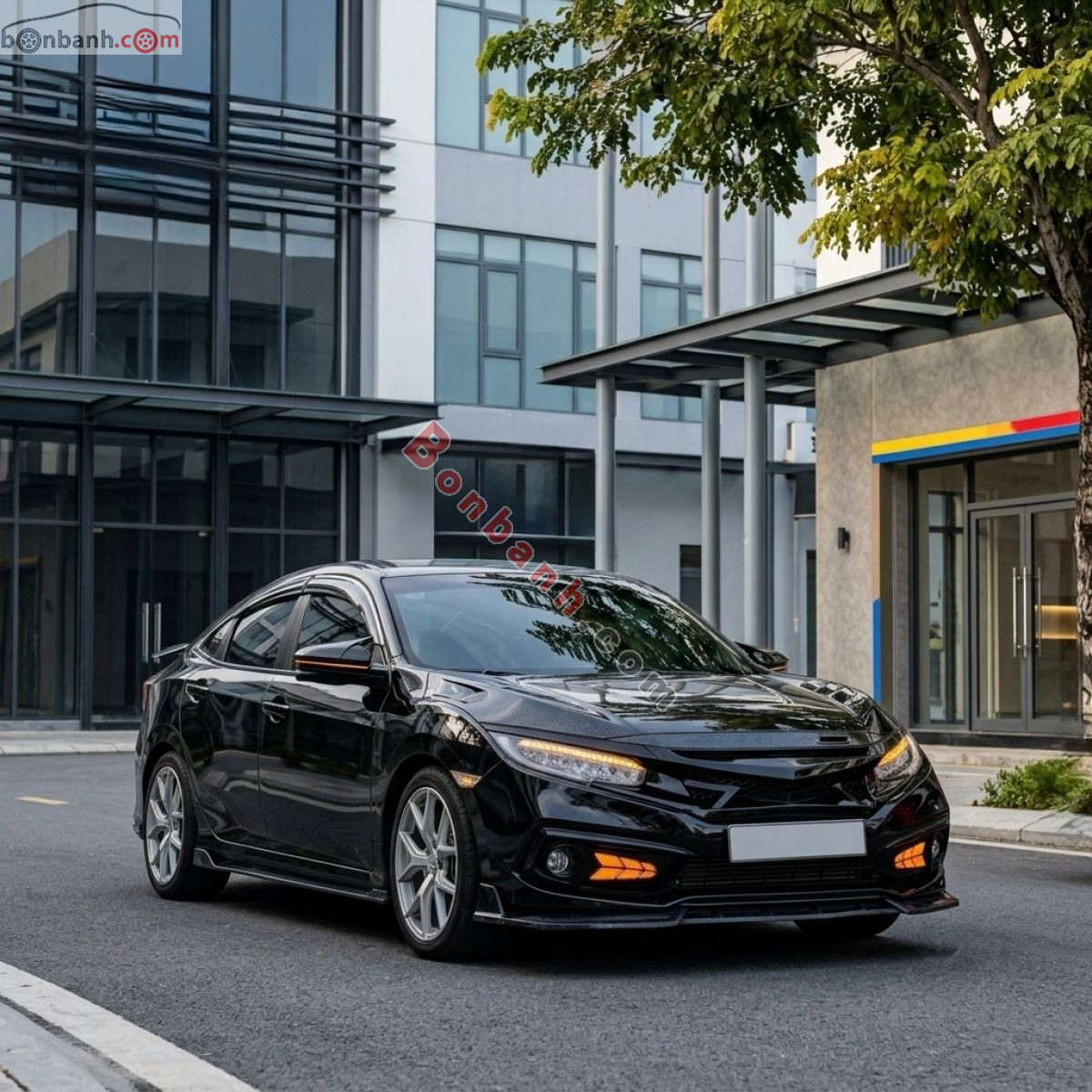 Bán ô tô Honda Civic RS 1.5 AT - 2019 - xe cũ