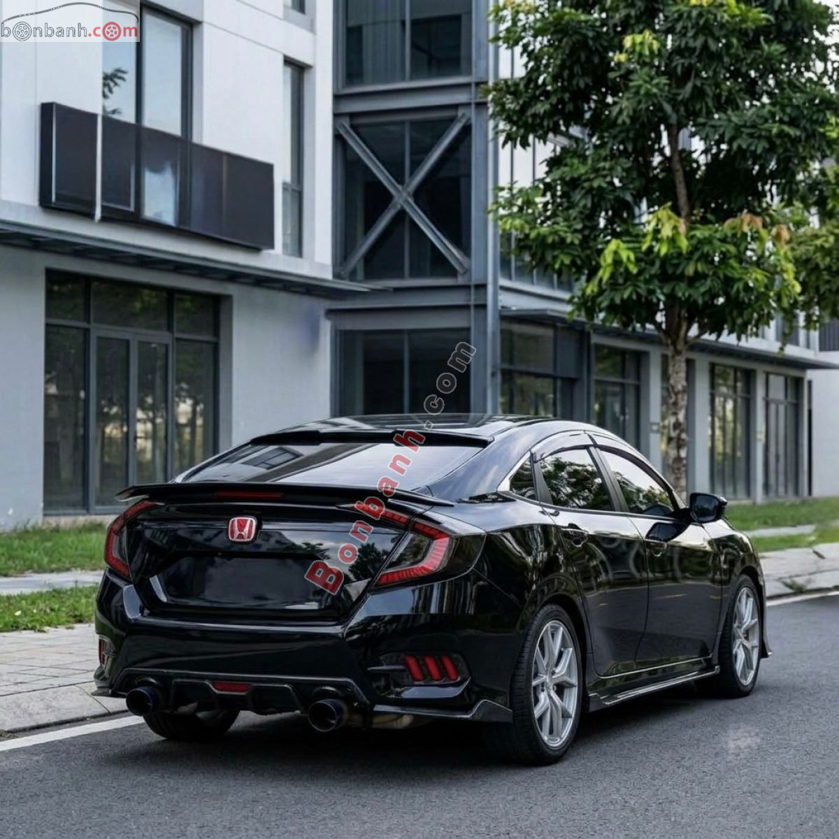Bán ô tô Honda Civic RS 1.5 AT - 2019 - xe cũ