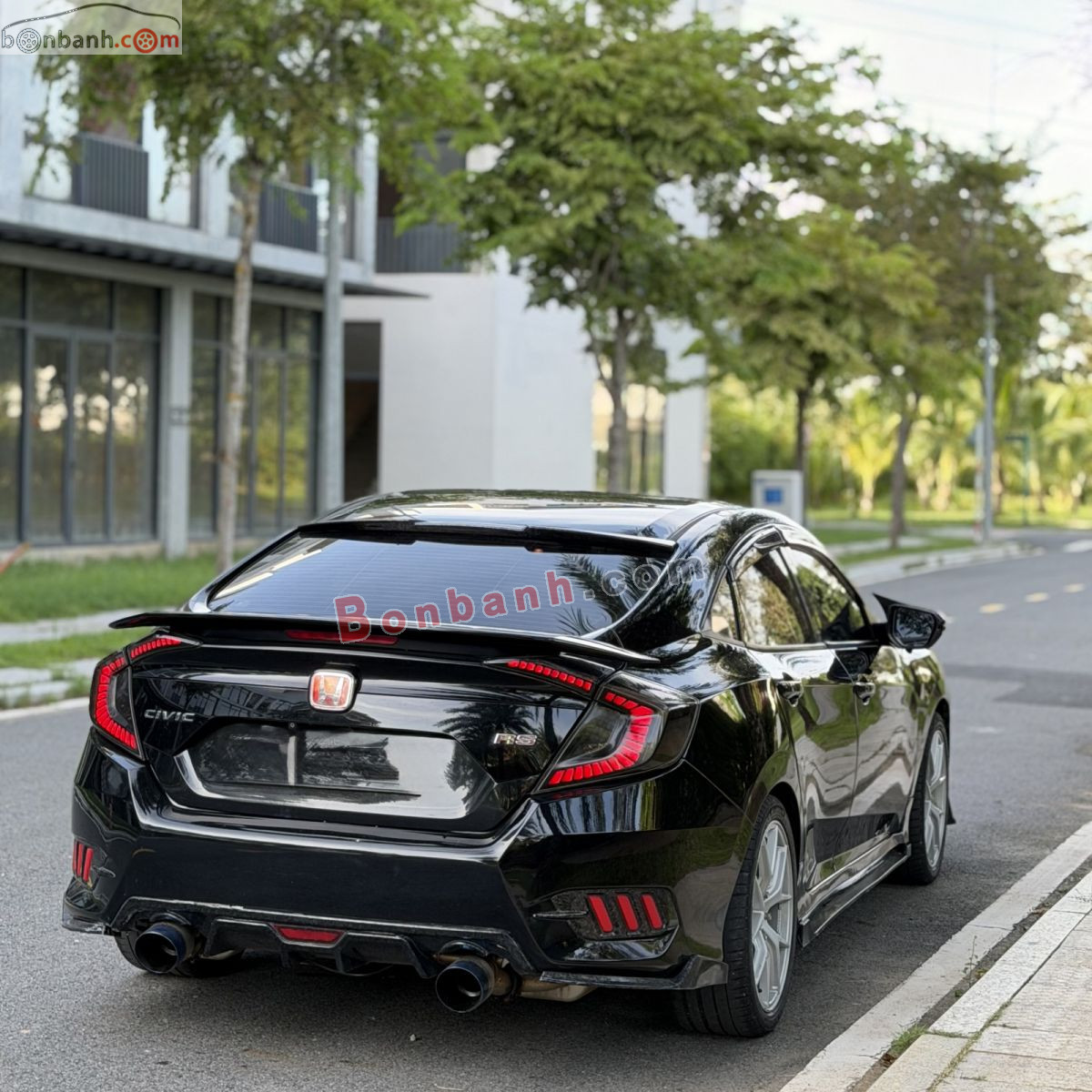 Bán ô tô Honda Civic RS 1.5 AT - 2019 - xe cũ