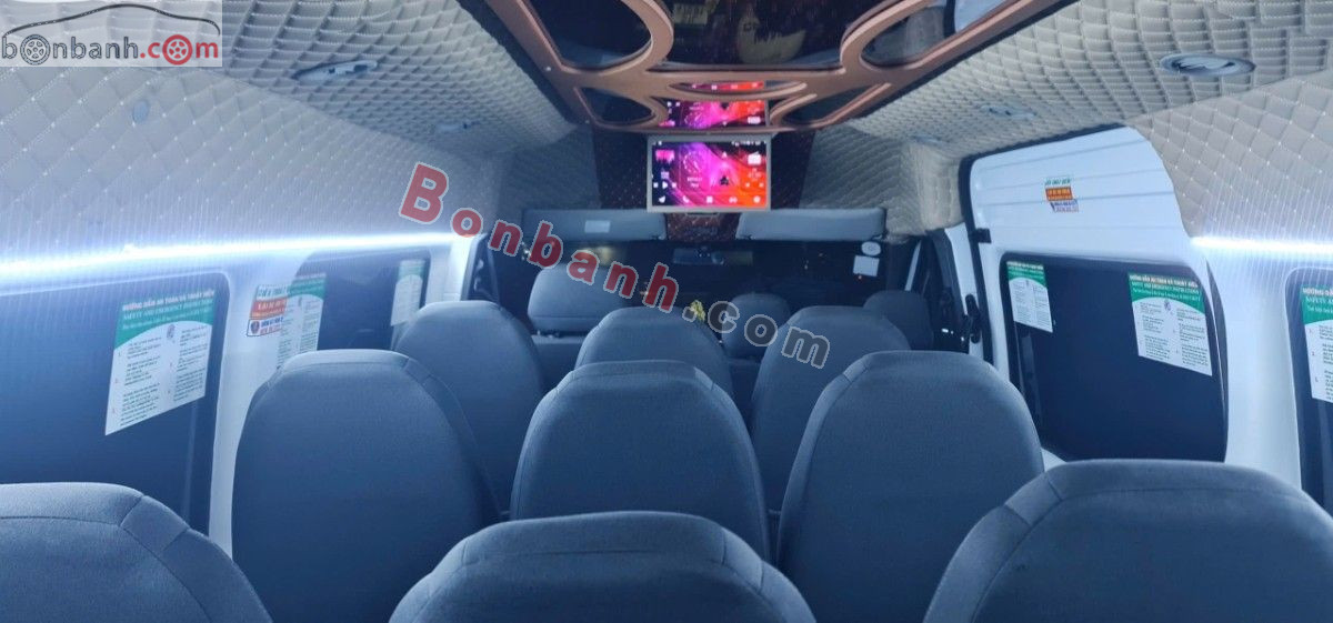 Bán ô tô Ford Transit Tiêu chuẩn - 2022 - xe cũ