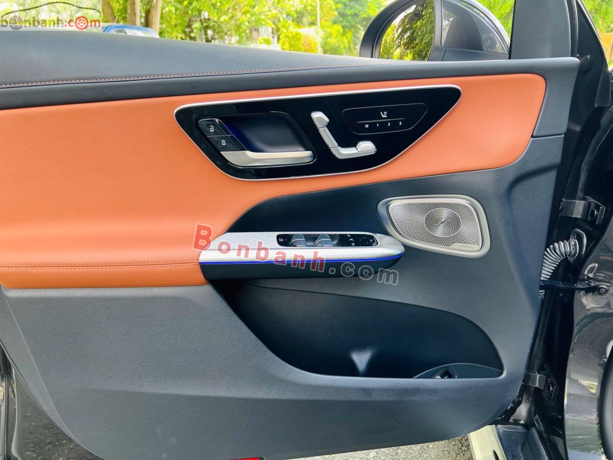 Bán ô tô Mercedes Benz GLC 300 4Matic - 2023 - xe cũ