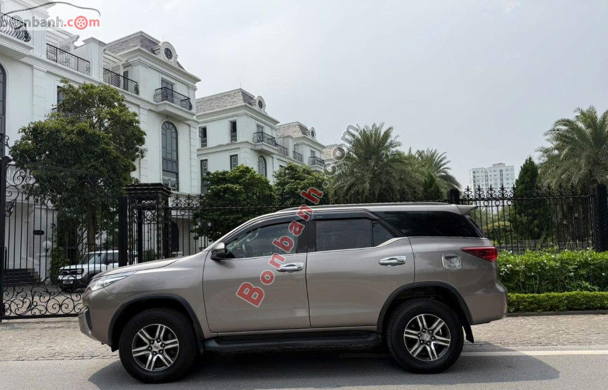 Bán ô tô Toyota Fortuner 2.4G 4x2 MT - 2019 - xe cũ