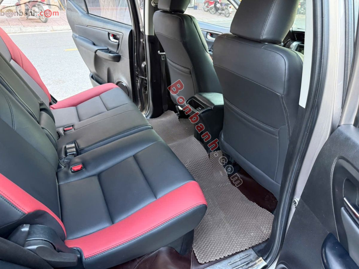 Bán ô tô Toyota Fortuner 2.4G 4x2 MT - 2019 - xe cũ