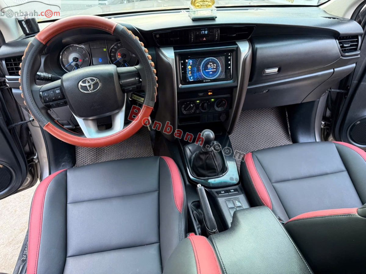 Bán ô tô Toyota Fortuner 2.4G 4x2 MT - 2019 - xe cũ